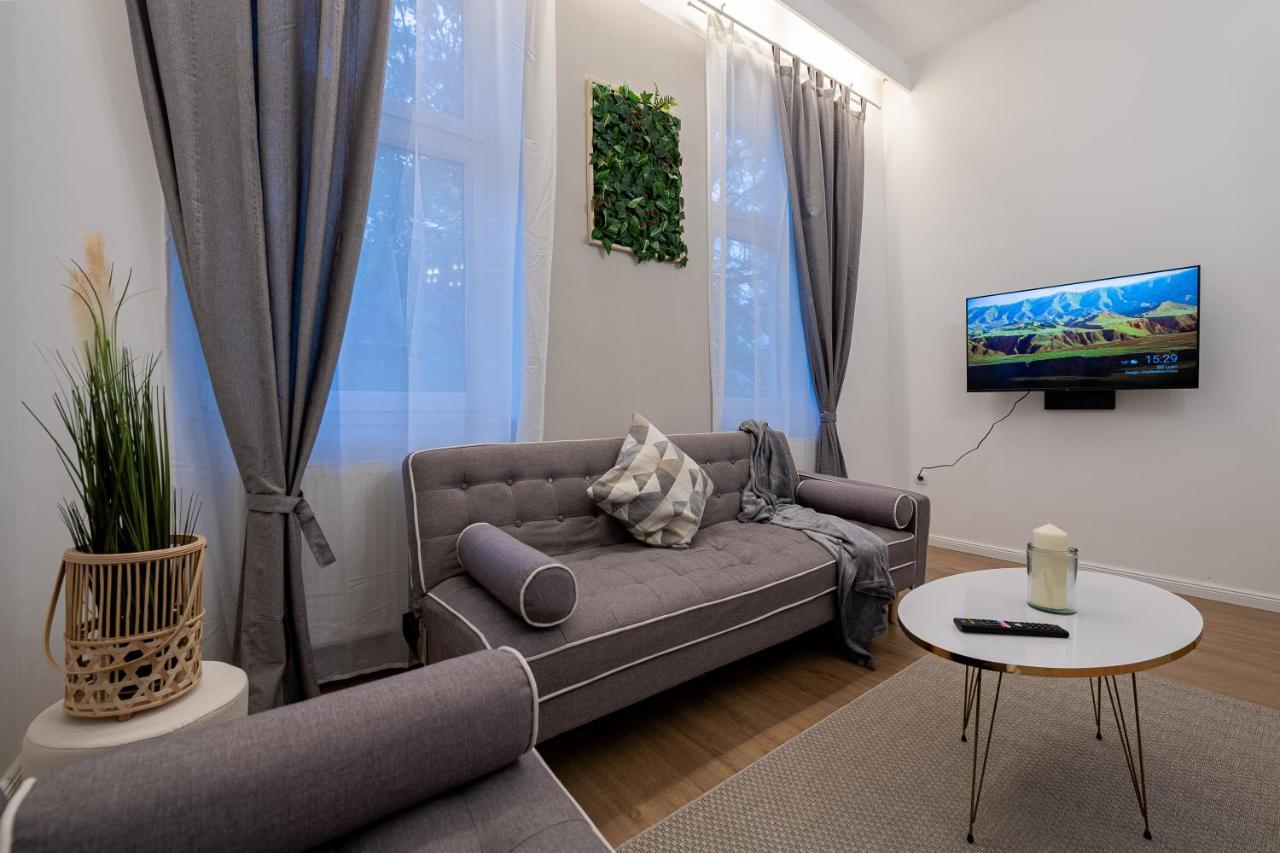 Vienna My City Apartment Family Room Экстерьер фото