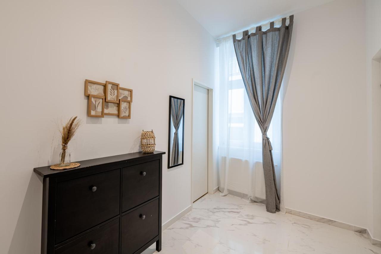 Vienna My City Apartment Family Room Экстерьер фото
